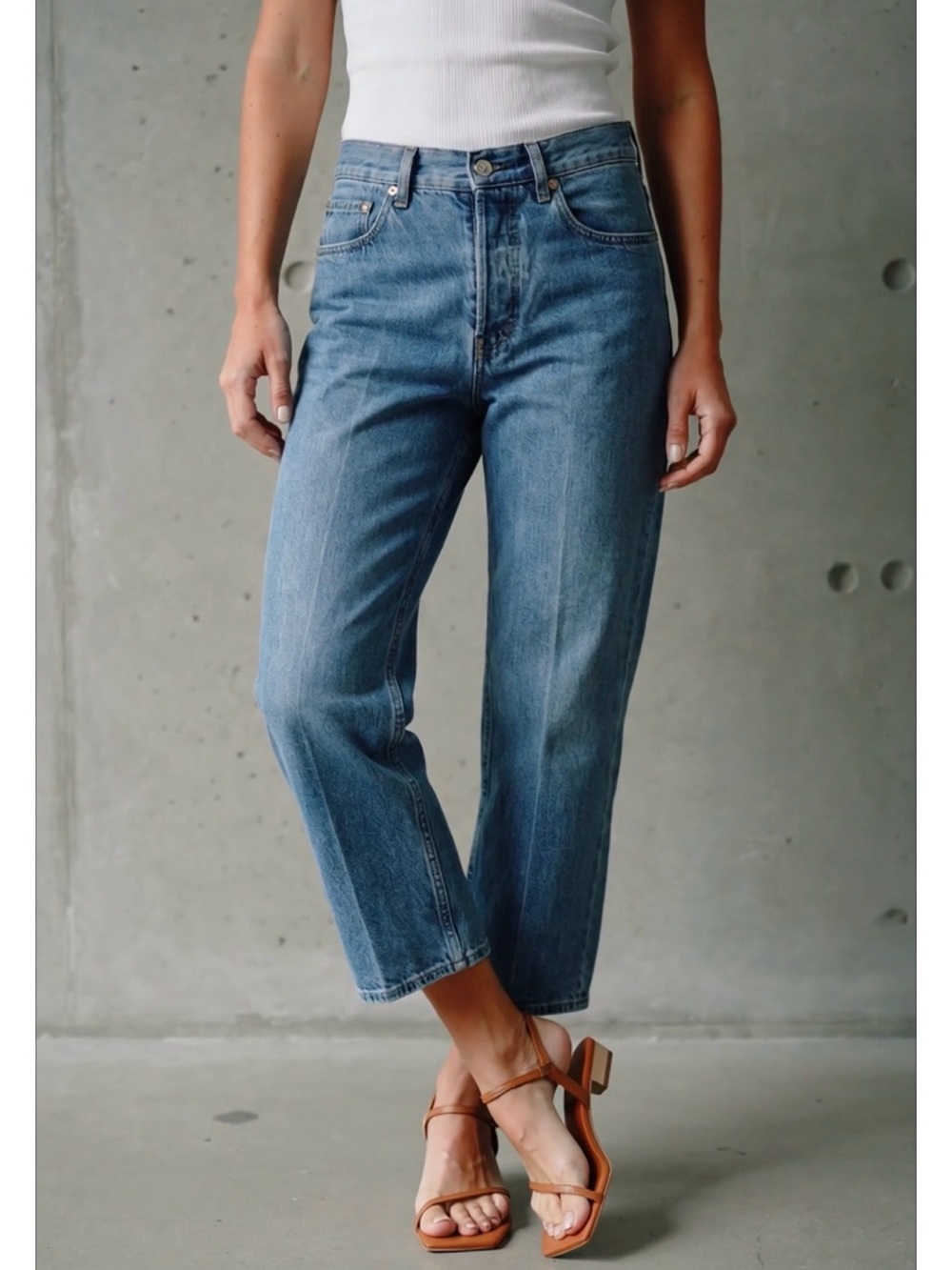 Gucci Mid-Rise Cropped Straight Jeans - Blue